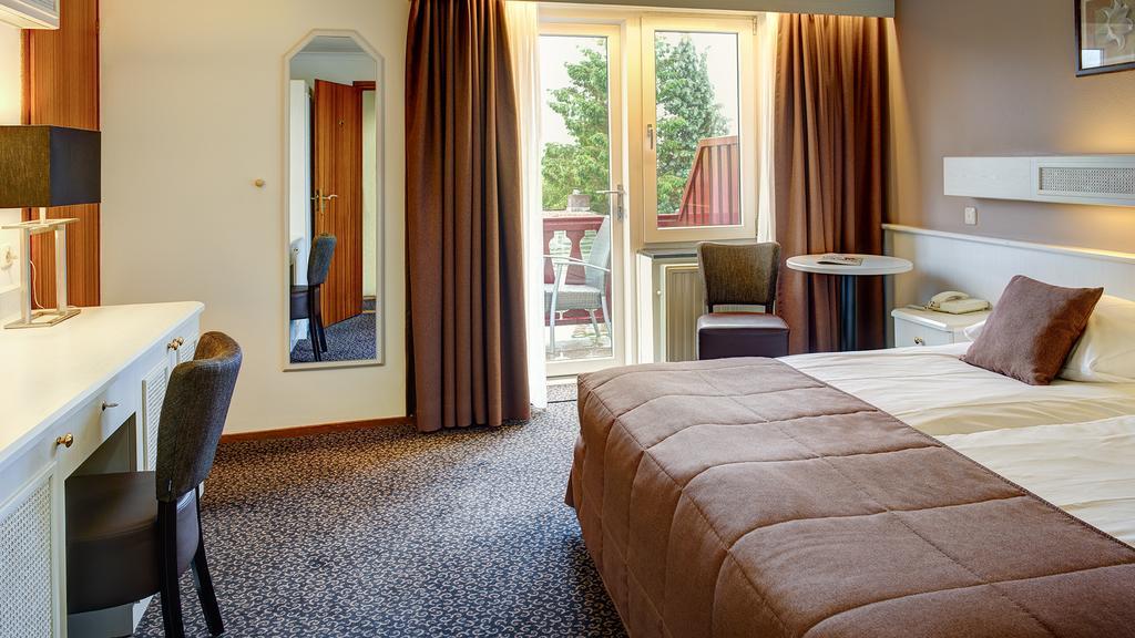 אפן Hotel Berg En Dal מראה חיצוני תמונה