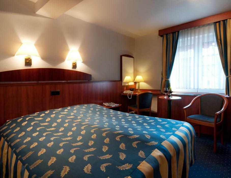 אפן Hotel Berg En Dal מראה חיצוני תמונה